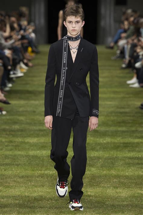 dior men spirng 2018|Dior prom rosette.